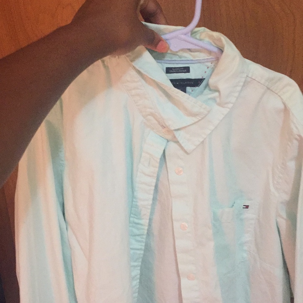 Button Down Tommy Hilfiger shirt